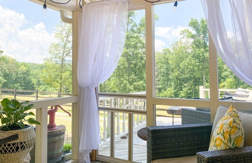 Helen Cottage | Idyllic cottage short drive to Helen with lovely views, furnished porch, firepit