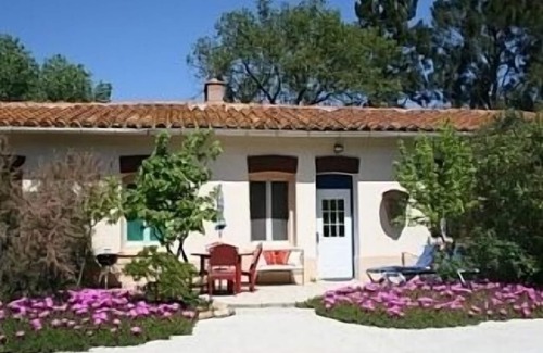 Canet-en-Roussillon Cottage | Idyllic Gite On Chateau Wine Estate