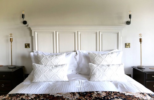 Wigglesworth Other | Idyllic Grade II Listed Farmhouse in Aonb