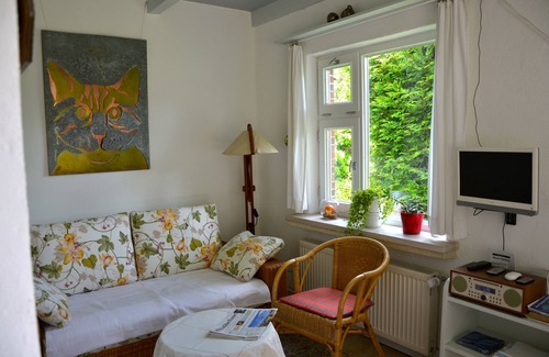 Berumbur Apartment | Idyllic location with lots of space around it