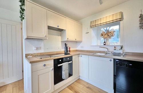 East Prawle Apartment | Idyllic rural retreat with one bedroom and parking
