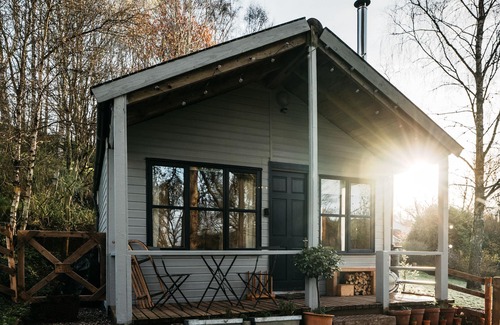 Dollar Cabin | Idyllic wooden cabin 45 minutes away from Edinburgh & Glasgow