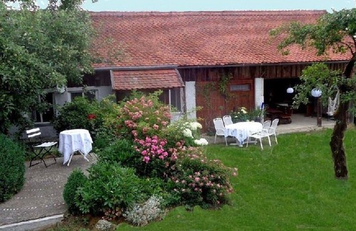 Thanstein Apartment | Idyllisch gelegene FeWo (44qm) im EG mit 2 Schlafzimmern