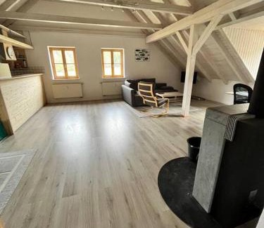 Unterallgau Apartment | Idyllisches Ferienapartment Allgäu (Ehwiesmühle)