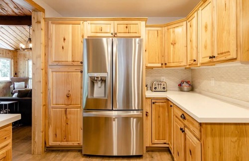 Fern Valley Cabin | idyllwild treehaus - LUXE Modern Mountain Cabin - Desirable Fern Valley Area!