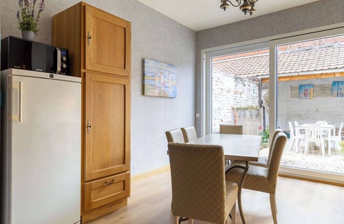 Ieper House | Ieper Retreat: Spacious 3-BR Home Near City Center