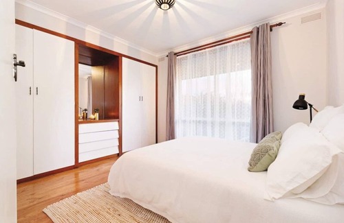 Ballarat North Apartment | If you are looking for a comfortable homely place to stay while in Ballarat, this is it