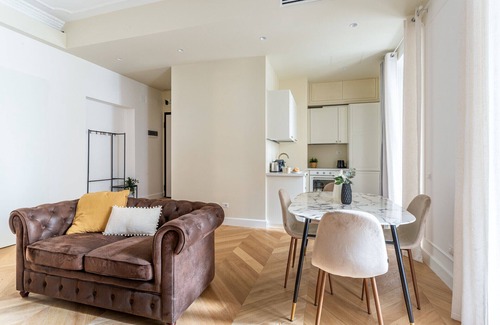 Repubblica Apartment | iFlat | Stylish & Cozy apt in the Heart of Monti