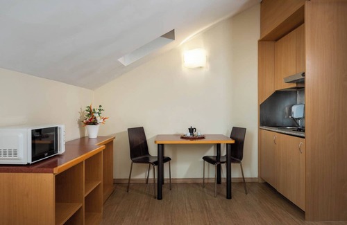 Acquabella House | IH Hotels Milano ApartHotel Argonne Park