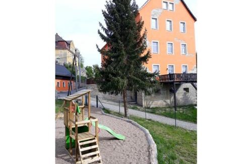 Reinhardtsdorf-Schoena House | II "Old School" Comfortable holiday residence