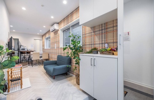 Higashinari Apartment | Ikanikan