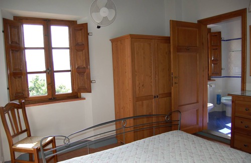 Pescaglia House | IL CAPRICCIO in the hamlet village of Celle dei Puccini. Tuscany as it was & is