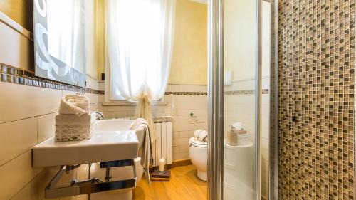 Pieve a Elici Villa | IL CILIEGIO SUL LAGO 6, Emma Villas