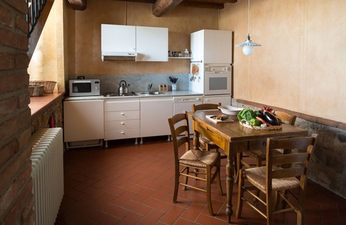 San Gimignano Apartment | Il Coltro Farmhouse Front On San Gimignano - Il Sole
