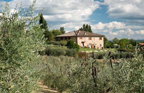 San Gimignano Apartment | Il Coltro Farmhouse Front On San Gimignano - Il Sole