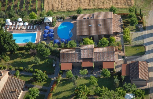 Paciano Apartment | Il Fienile - Apartment at ground floor with private garden