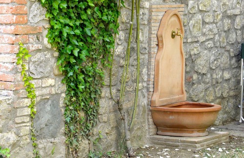 Monteleone d'Orvieto Apartment | Il Forno in Farmhouse Borgo Santa Maria