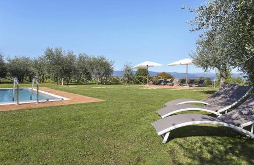 Cascine-La Croce Villa | Il Grappolo by Salogi Villas