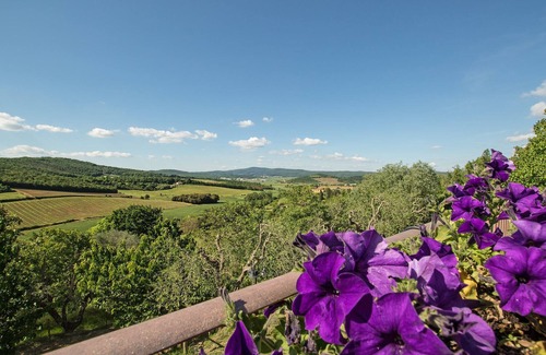 Rapolano Terme Apartment | Il Loggiato, 2 bedrooms apartment with a view