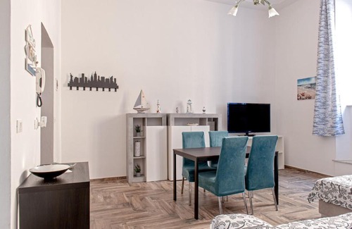 Livorno Apartment | Il mare a due passi