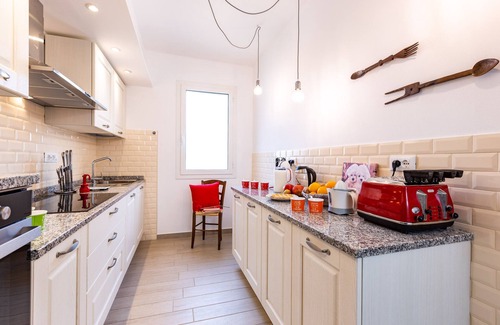 Cecina Villa | Il Nocciolo 12, Emma Villas