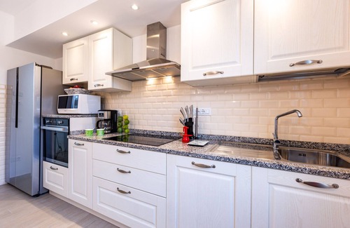 Cecina Villa | Il Nocciolo 12, Emma Villas