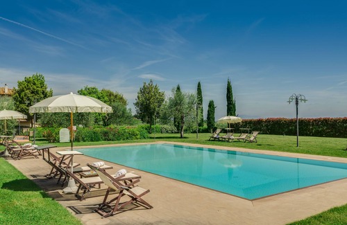 San Pietro in Bossolo Apartment | Il Pollaio, one bedroom apartment walking distance to Tavarnelle Val di Pesa