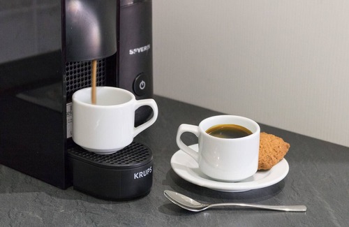 Pieve Vecchia Apartment | Il Professore: front lake apartment