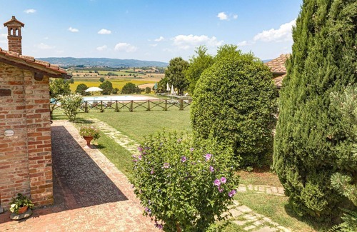 Marciano della Chiana Apartment | "Il Querciolo" Apartment "Pozzale" for 2+2 people in a farmhouse in Valdichiana, in the heart of Tuscany