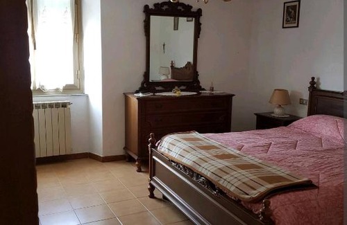 Isola House | Il Regno di Palmira