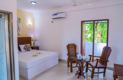 Weligama Bed & Breakfast | Ilamperuma tiny house