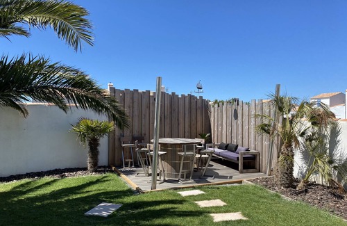 L'Epine House | Ile de Noirmoutier house comfortable, enclosed garden near the sea and harbor