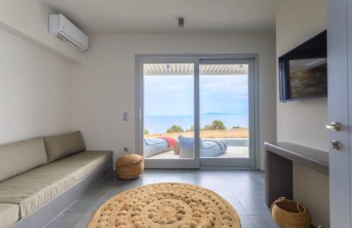 Ydrousa Hotel | Iliades Luxury Boutique Suites