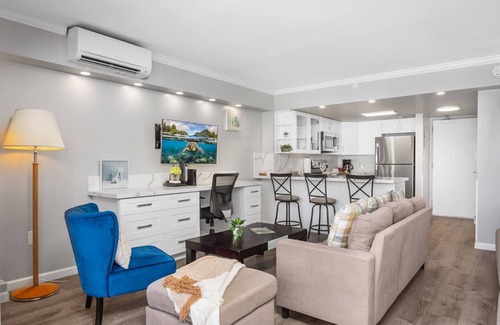 Waikiki Hotel | Ilikai Hotel, 2Units, Sleeps 10 in total. Great for Families & Groups