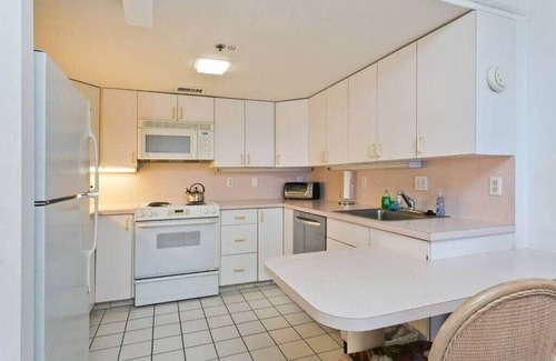 Waikiki Condo | Ilikai Sands Symphony (2 Units)