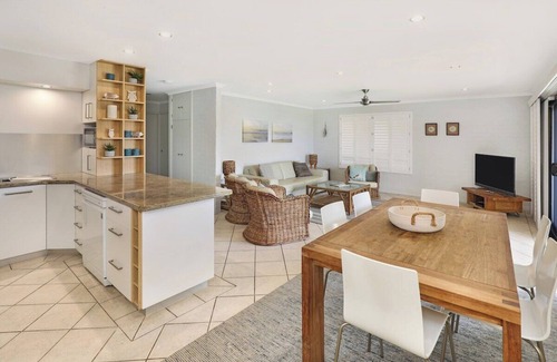 Mooloolaba Apartment | Illawong Unit 1 - Beach At Your Doorstep!