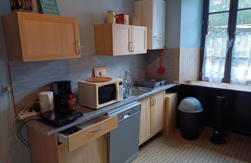 Hede Bed & Breakfast | Ille Flottante, Maison éclusière et hébergements insolites sur le canal