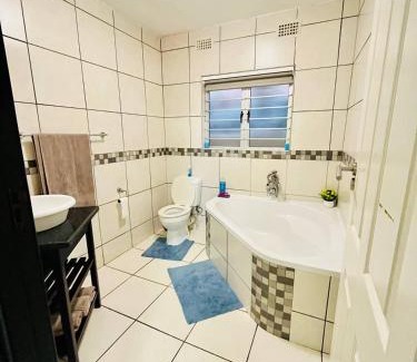 Illovo Beach Apartment | Illovo Beach View Apartment at Illovo Views