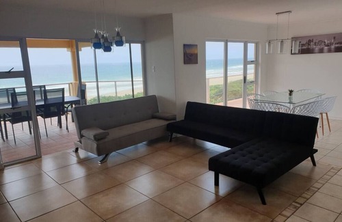 Illovo Beach Condo | Illovo Beachfront Stunning Apartment