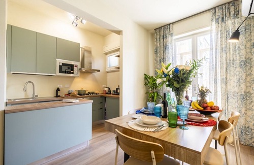 San Jacopino Apartment | Illustrated Scene-Redi 51-un to 10 people