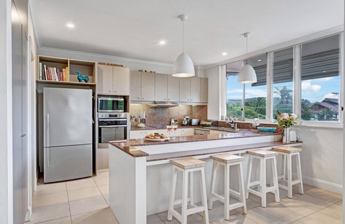 Palm Beach House | Iluka Palm Cove Penthouse