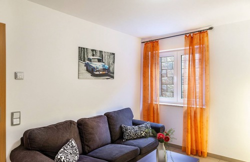 Mainz-Bingen Apartment | "Im Bubenstück" with Wi-Fi
