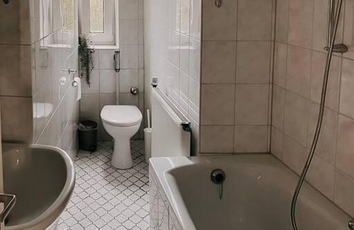 Holsterhausen Apartment | Im Herzen Essens gemütlich und zentral wohnen! HO1R