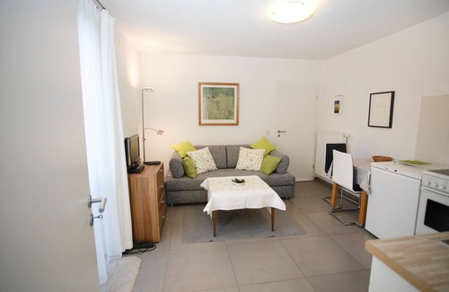 Wiesenbronn Apartment | "im Schiller" - Holiday Apartment in the Vineyards