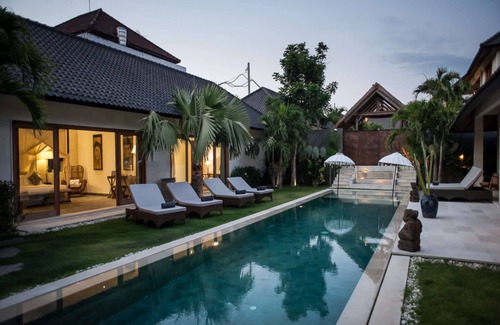Seminyak Villa | Imagine Your Family Renting a Luxury Holiday Villa Close to Seminyak’s Main Attractions