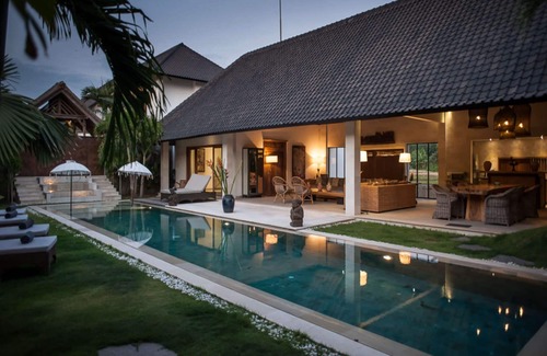 Seminyak Villa | Imagine Your Family Renting a Luxury Holiday Villa Close to Seminyak’s Main Attractions