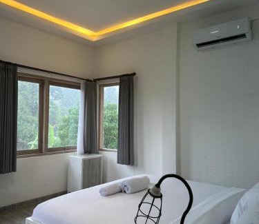 Kediri Hotel | ImahBC Surfcamp