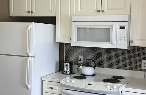 Central Myrtle Beach Condo | Immaculate, 1-bdrm condo in Myrtlewood Villas, 1.5 mi. to beach, 5 STAR REVIEWS!