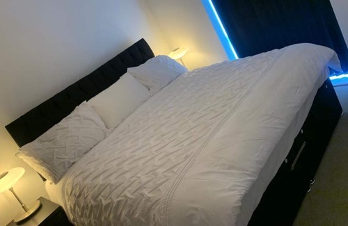 West Thurrock Apartment | Immaculate 1-Bed Apartment in Grays