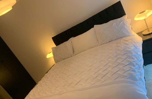 West Thurrock Apartment | Immaculate 1-Bed Apartment in Grays